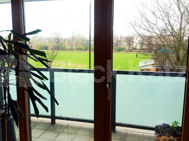 			LET, 1 Bedroom, 1 bath, 1 reception Apartment			 Robsart Street, Brixton/Stockwell